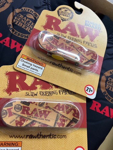 Raw rolling papers finger - rolling,