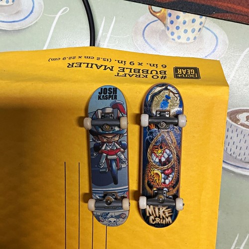 Tech deck fingerboard - fingerboard, josh