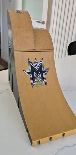 Vintage tech deck fingerboard - tech,