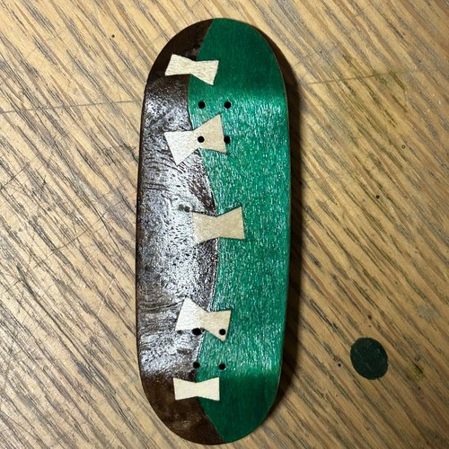 The fingerboard split - co., ply