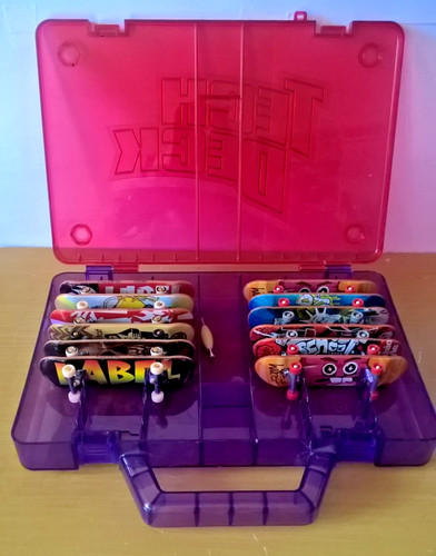 Tech deck bundle display - display, case